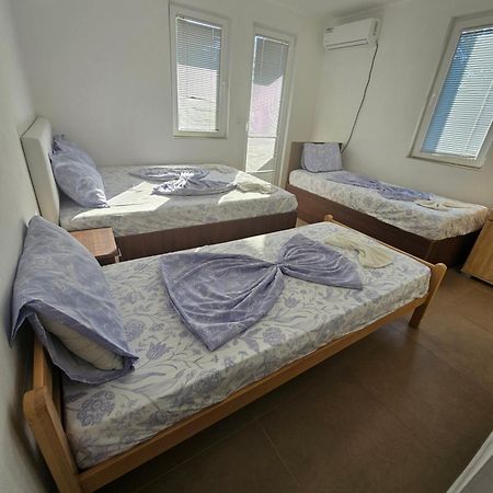 Apartmani Vila Ebra Утеха Екстериор снимка