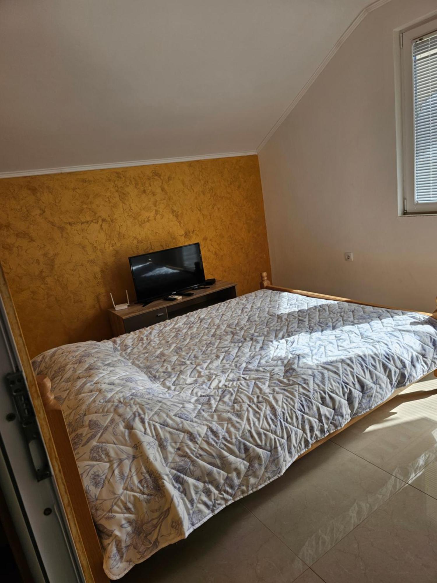 Apartmani Vila Ebra Утеха Екстериор снимка