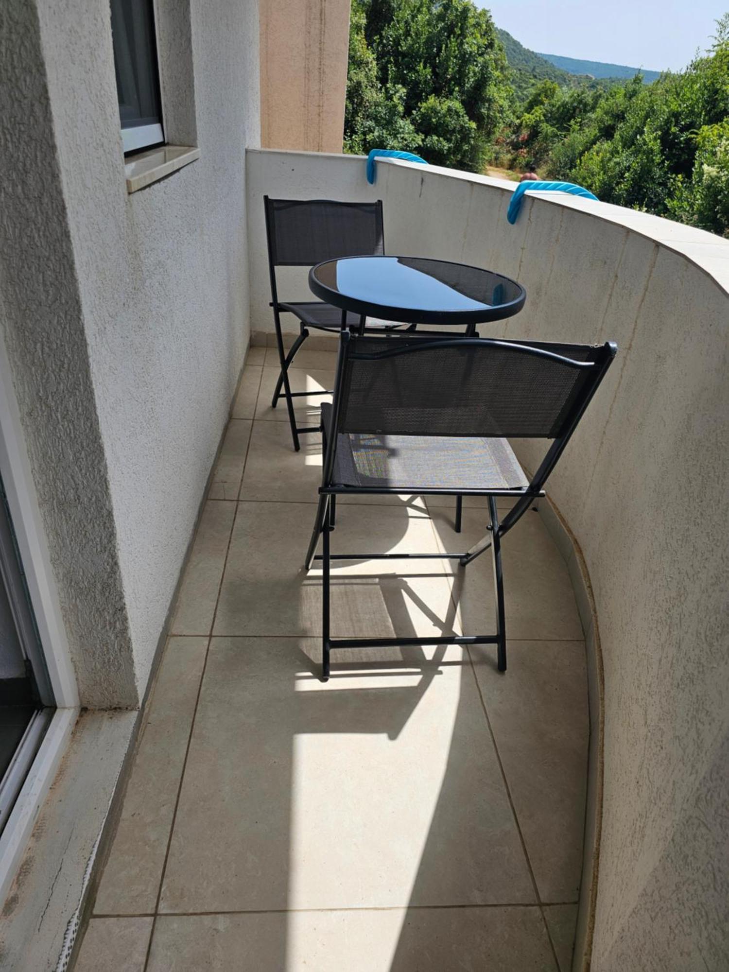 Apartmani Vila Ebra Утеха Екстериор снимка